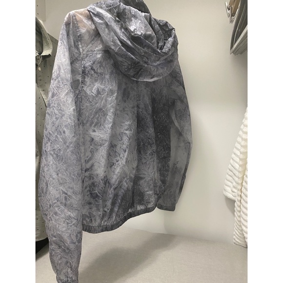 Lululemon Grey Rain Jacket - Picture 5 of 6